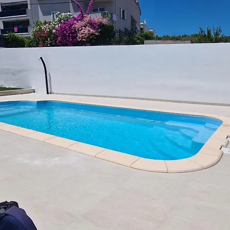 Lägenhet Ana With Pool *