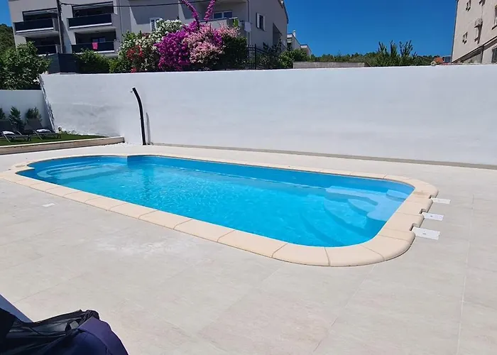 Appartement Ana With Pool *