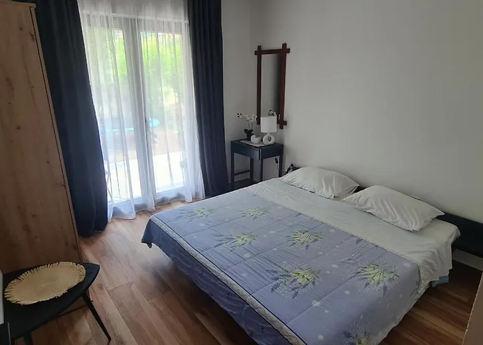 Ana With Pool * Преко